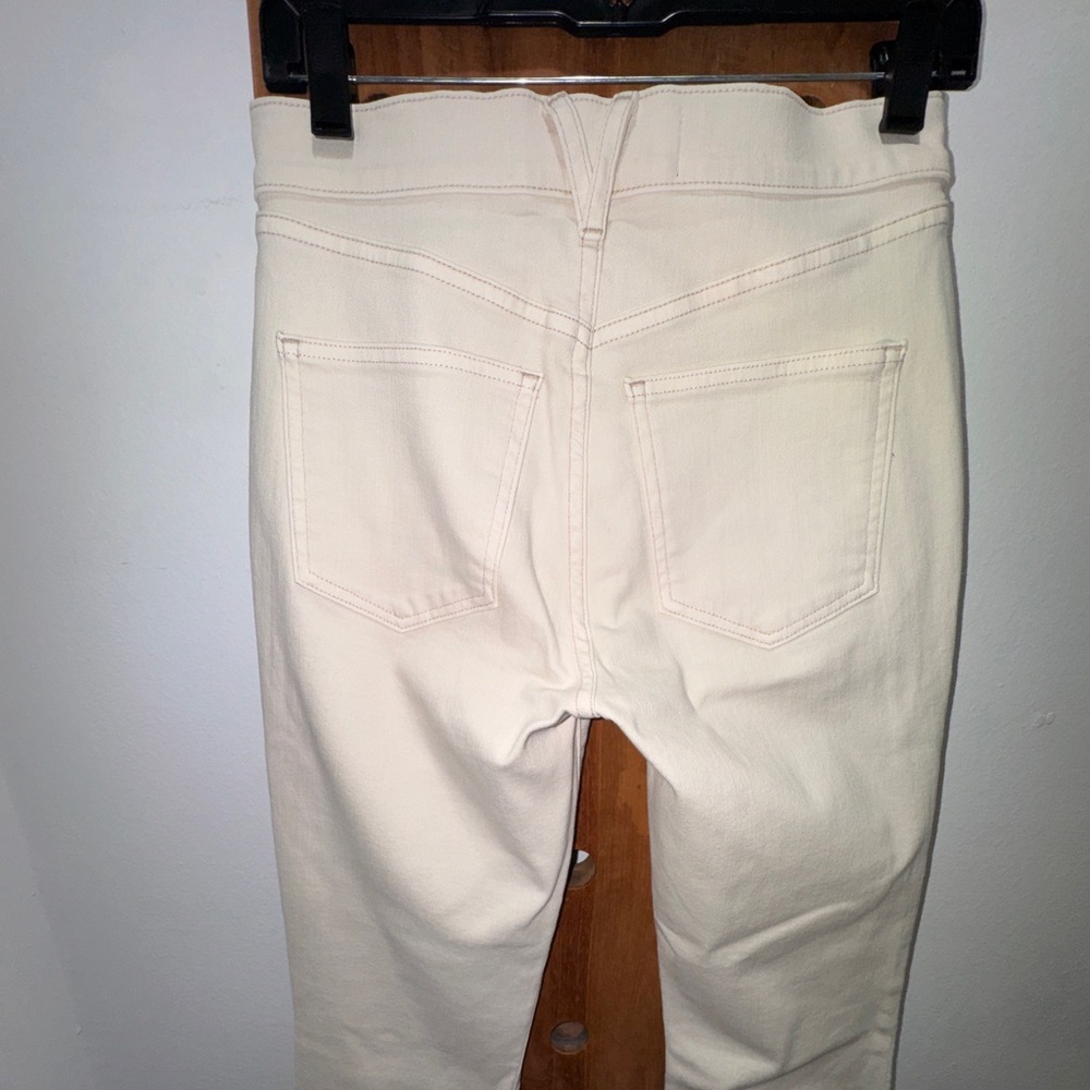 Veronica Beard Beverly High Rise Cream Patch Pocket Jeans - Picture 8 of 11